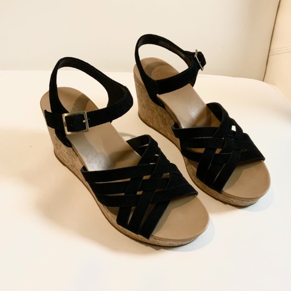 UGG Uma Black Suede Leather Cork Wedge Platform Heels Sandal Ankle Strap 9.5 - Picture 10 of 16